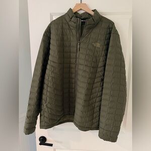 The North Face Men's Forest Green Puffer Jacket